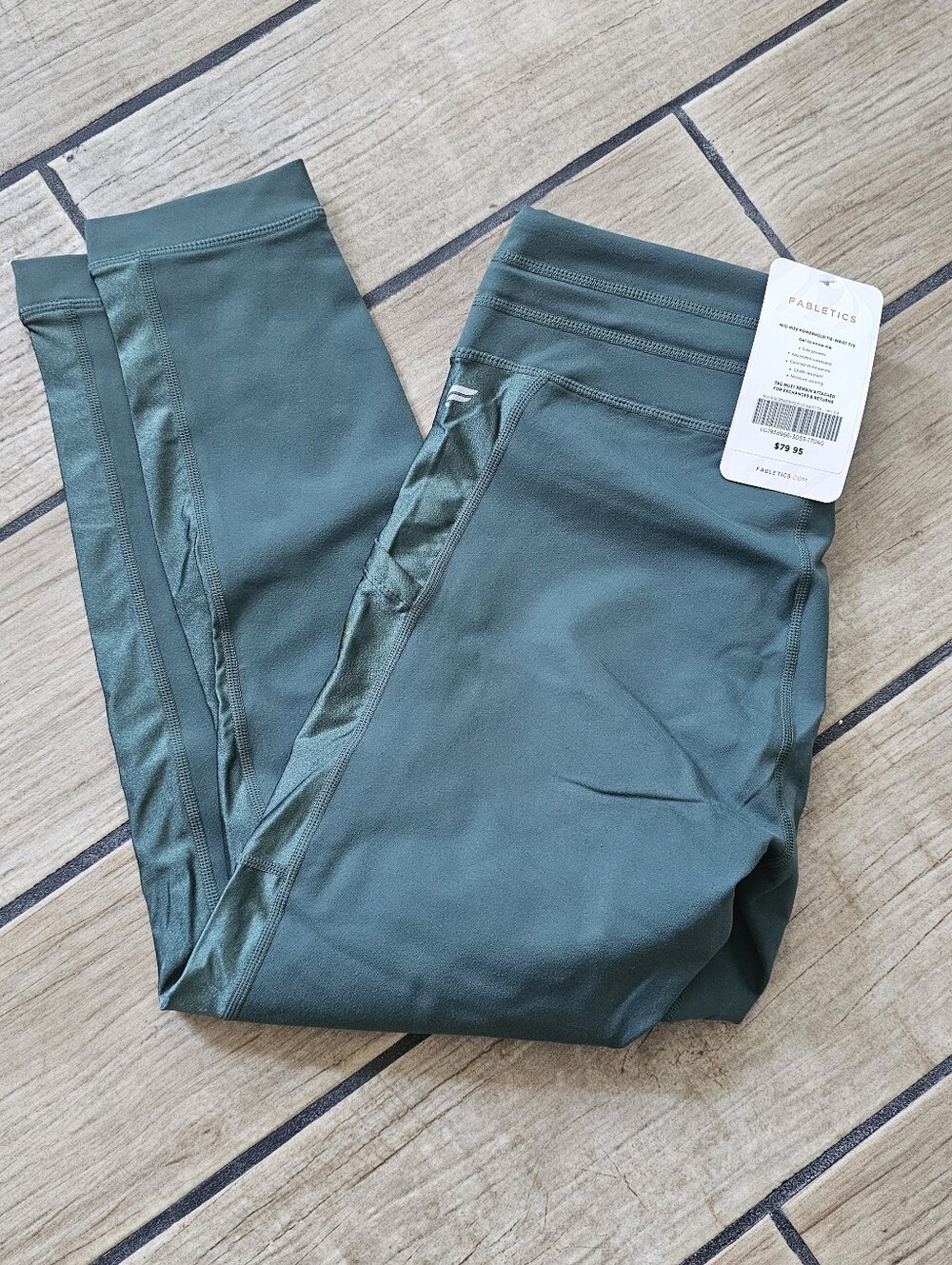 New! Fabletics Forest Green Athletic Leggings Mid Rise Powerhold Tie Waist 7/8